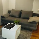 Appartement Ruhige In Mit Moebel Und Kostenlos Parkplatz