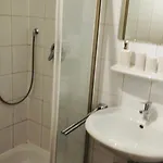 Ruhige In Mit Moebel Und Kostenlos Parkplatz Appartement *