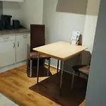 Appartement Ruhige In Mit Moebel Und Kostenlos Parkplatz Hinte