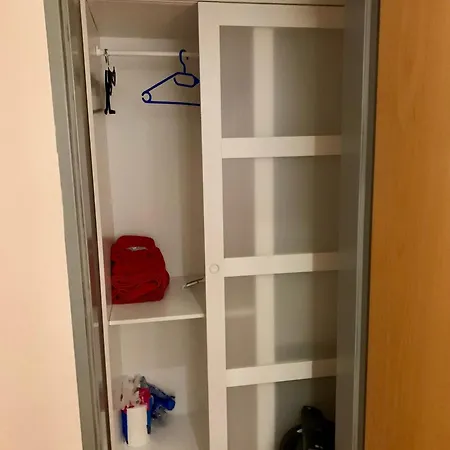 公寓 Ruhige In Mit Moebel Und Kostenlos Parkplatz