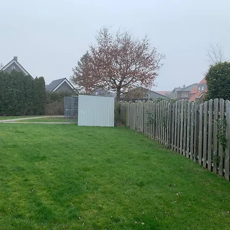 公寓 Ruhige In Mit Moebel Und Kostenlos Parkplatz *