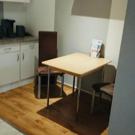 公寓 Ruhige In Mit Moebel Und Kostenlos Parkplatz Hinte